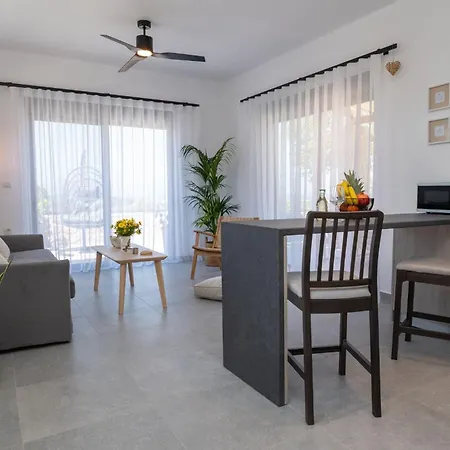 Villa Ena & Ena Signature Seaview Homes *